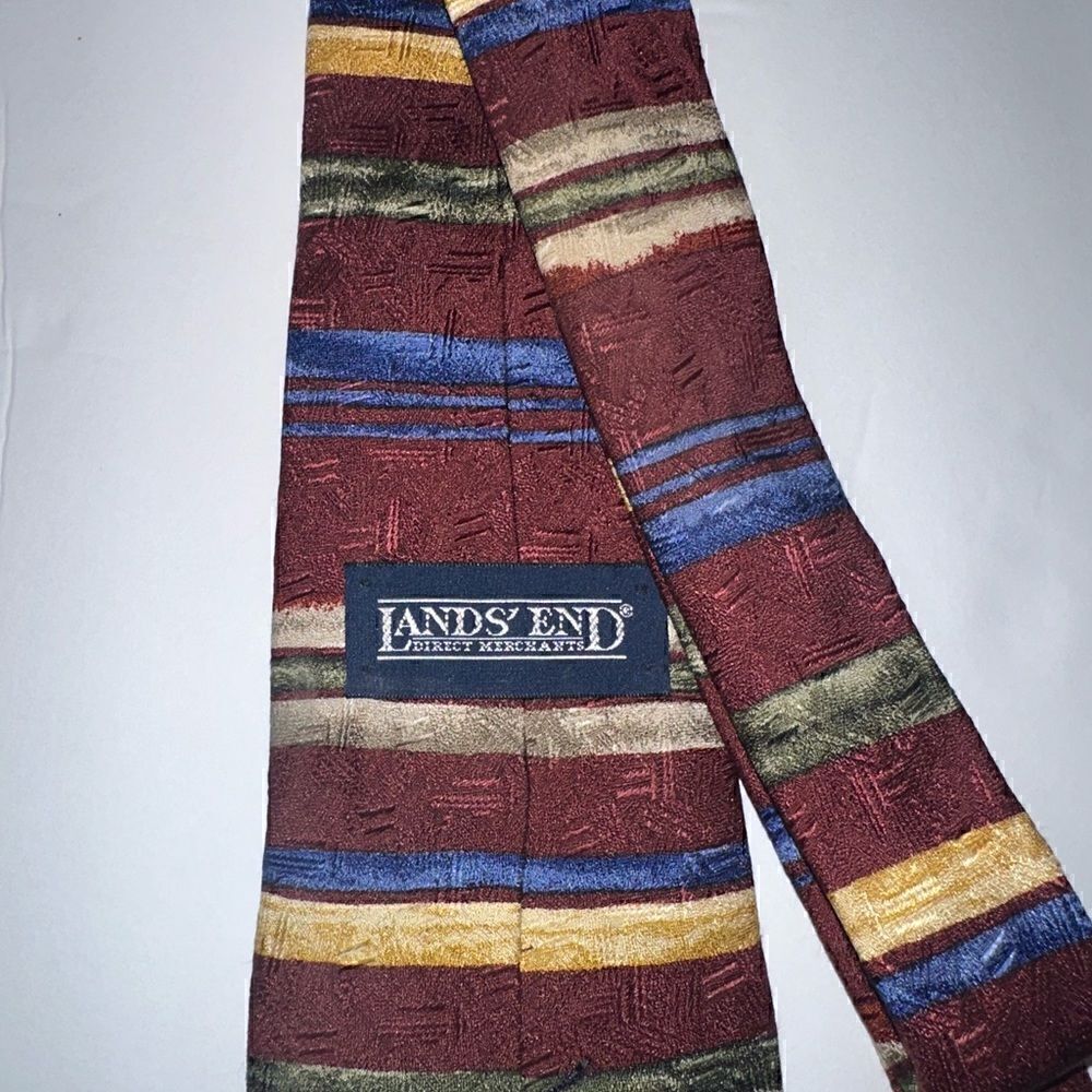 Lands’Ends Tie - Picture 4 of 5